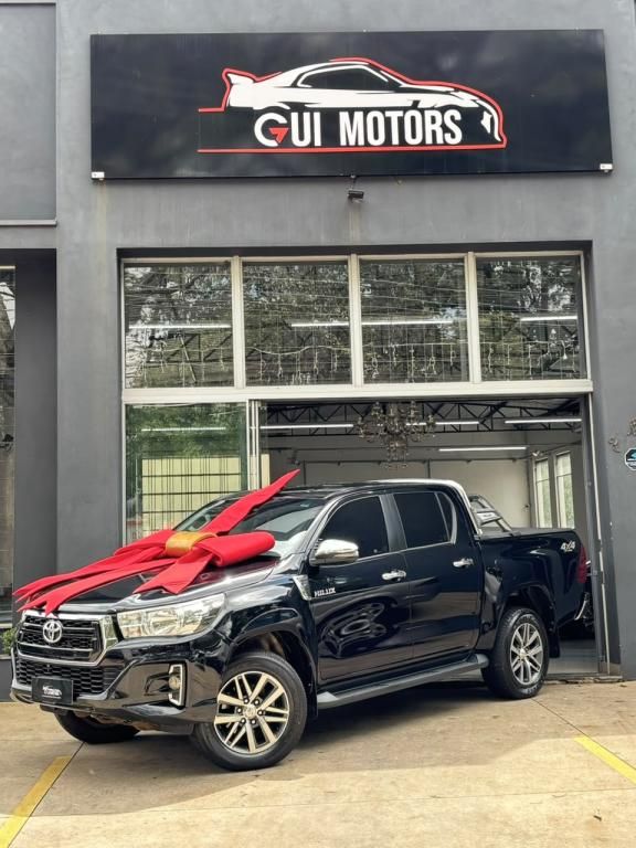 Toyota Hilux Caminhonete 2019
